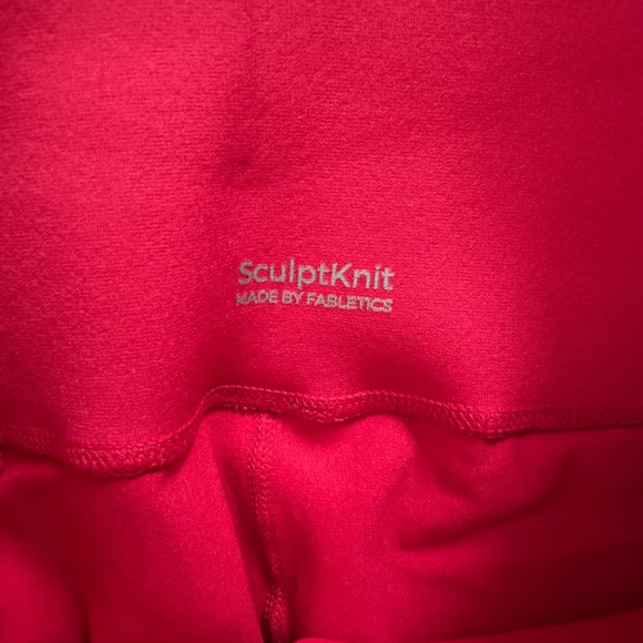 BNWT Fabletics leggings - Picture 5 of 6